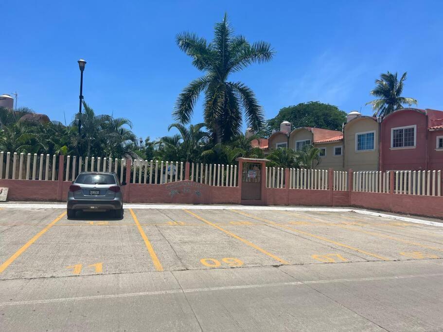 Casa Con Alberca A 8 Min De Playa Lägenhet Ixtapa  Exteriör bild